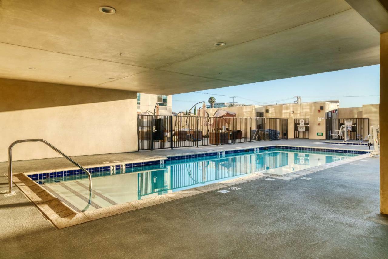 Best Western Premier Noho Inn Los Angeles Esterno foto